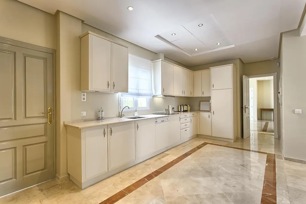 Villa Dorian Marbella 0*,